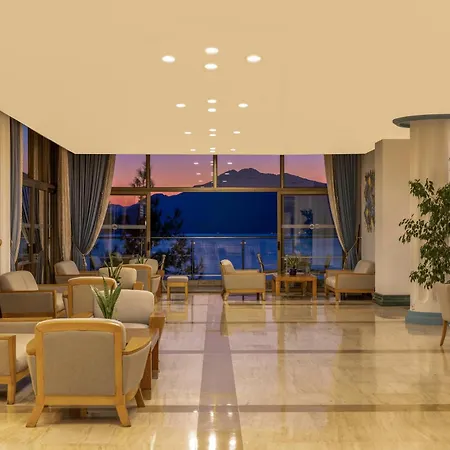 Ξενοδοχείο Labranda Mares 5*