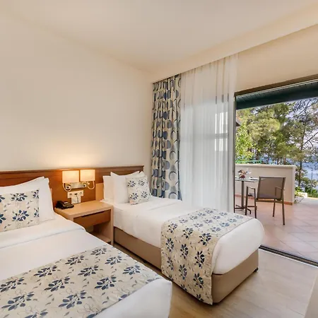 Hotel Labranda Mares