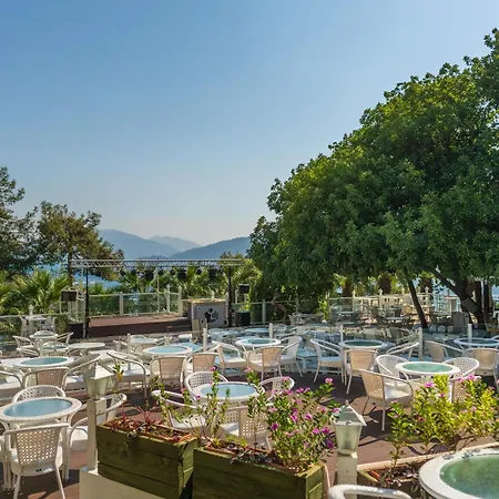 Hotel Labranda Mares