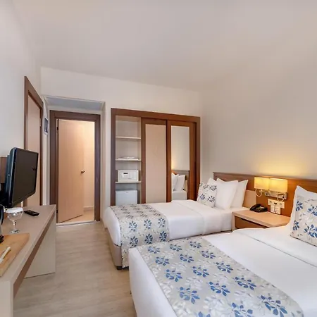 Labranda Mares Hotel 5*