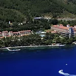 Labranda Mares