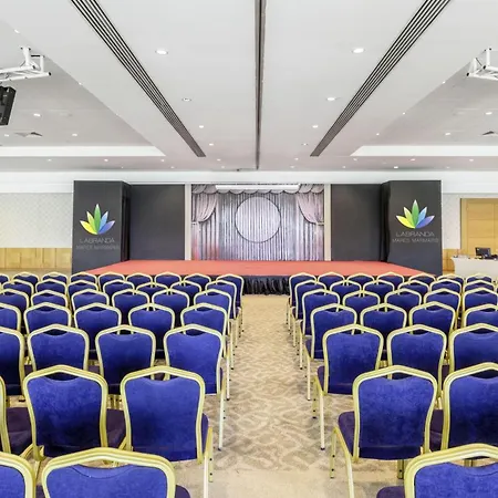 ホテル Labranda Mares 5*