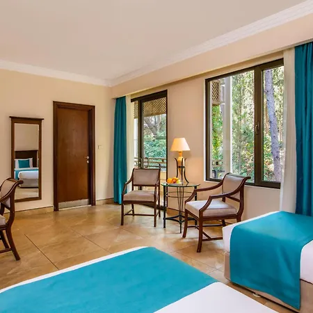 ホテル Labranda Mares 5*